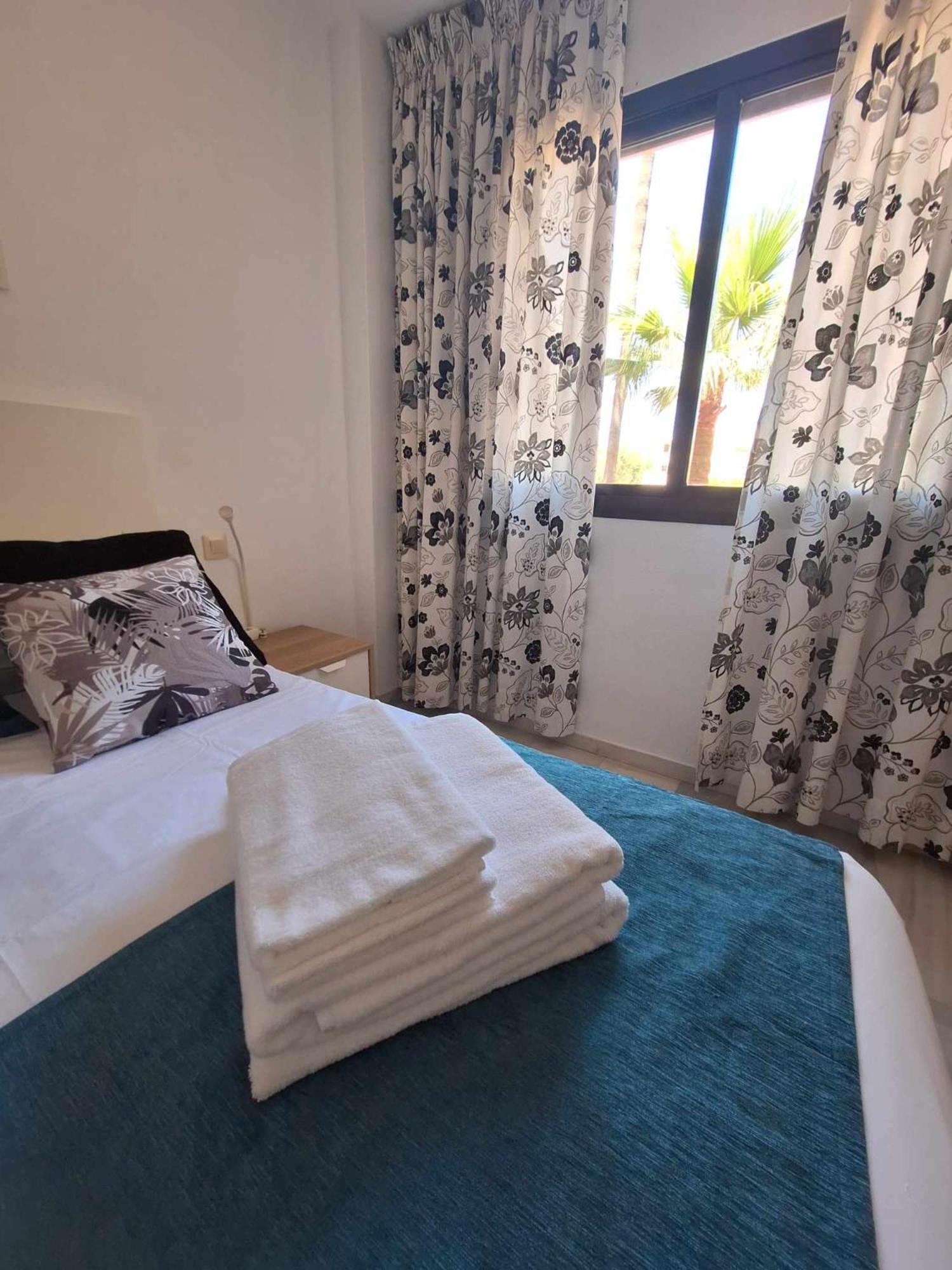 Apartamento Primera Linea Del Mar - Acceso Directo Playa Carihuela