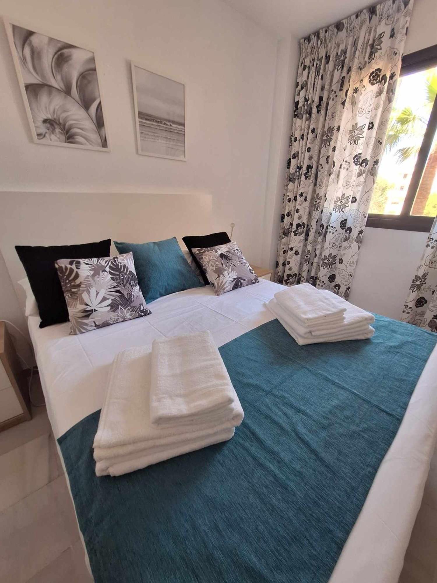 Apartamento Primera Linea Del Mar - Acceso Directo Playa Carihuela