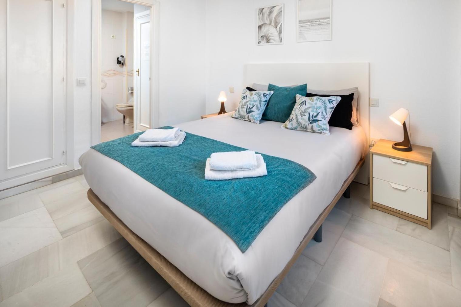 Apartamento Primera Linea Del Mar - Acceso Directo Playa Carihuela Torremolinos