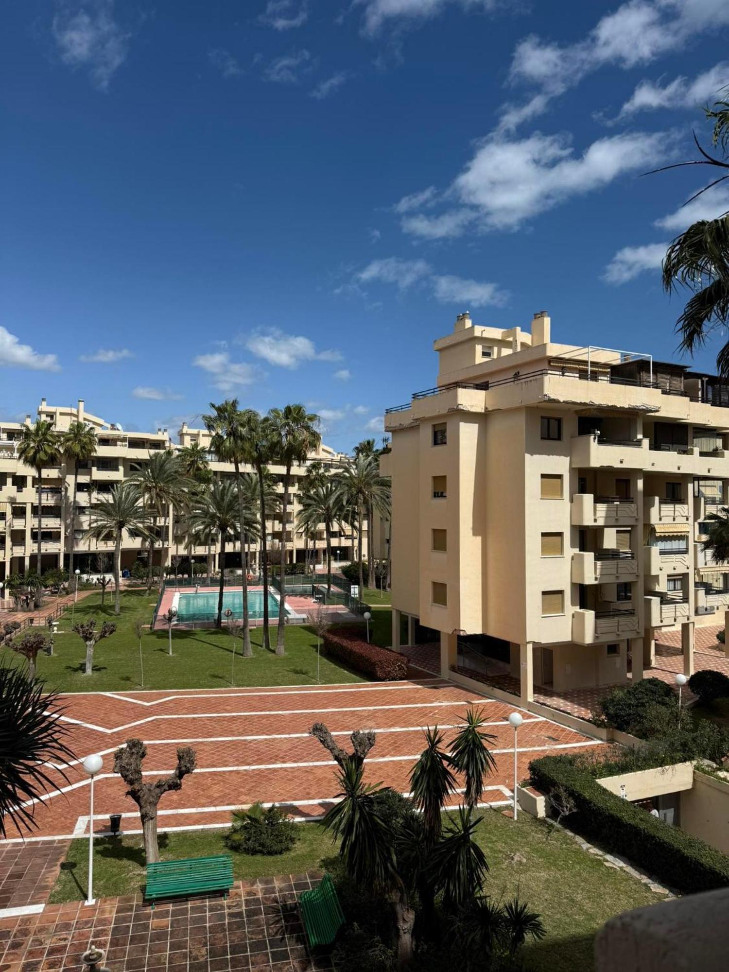 Apartamento Primera Linea Del Mar - Acceso Directo Playa Carihuela