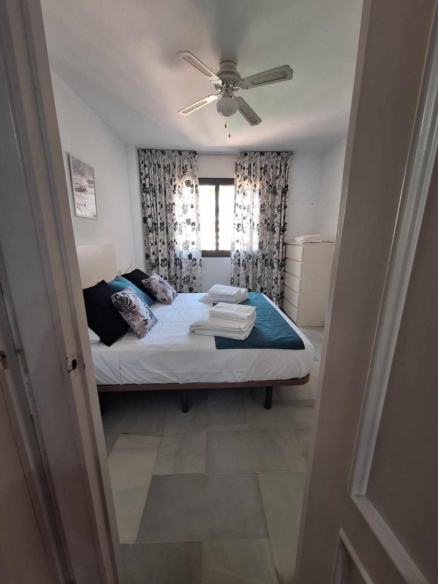 Primera Linea Del Mar - Acceso Directo Playa Carihuela Apartamento *